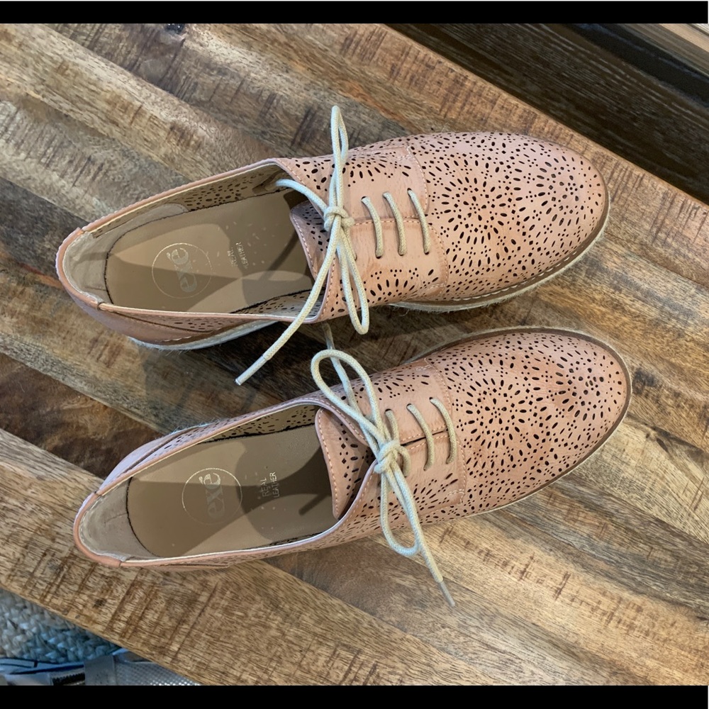 EXE Italian leather laced shoes
